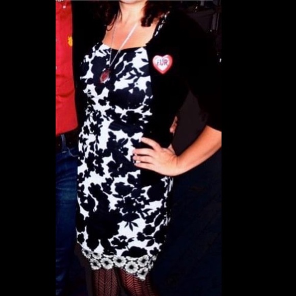 Pockets!Modcloth Black&white openback floral dress - Picture 8 of 8